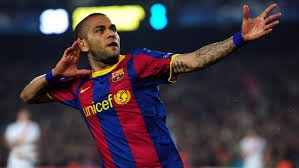 意甲焦点战：国际米兰4-0大胜科莫，路易斯·恩里克闪耀圣西罗